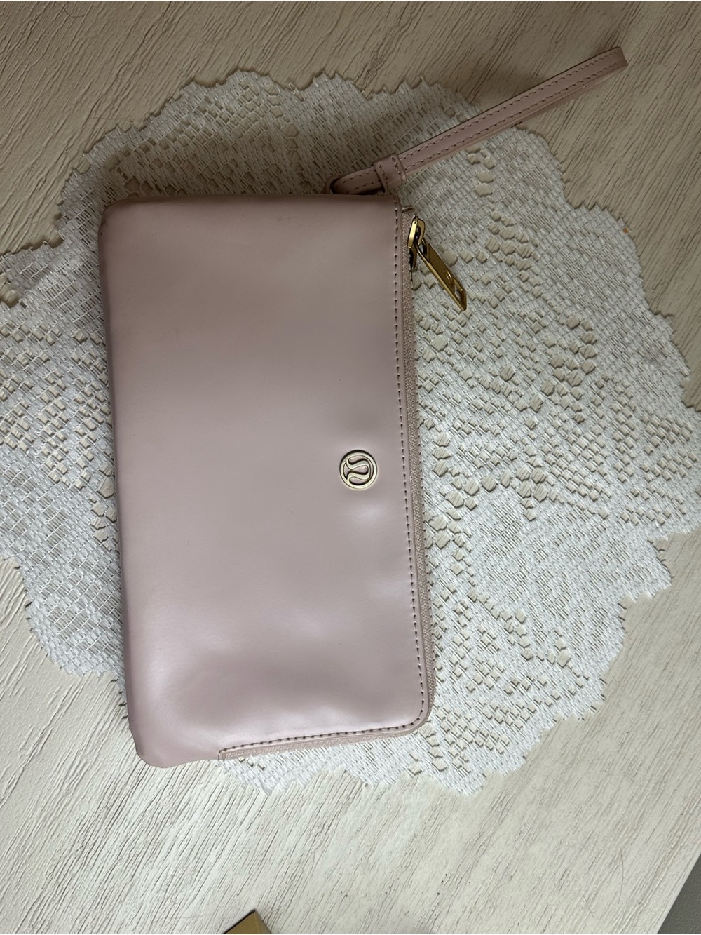 Lululemon Blush Pink Double Zip Wristlet Wallet - Picture 4 of 11